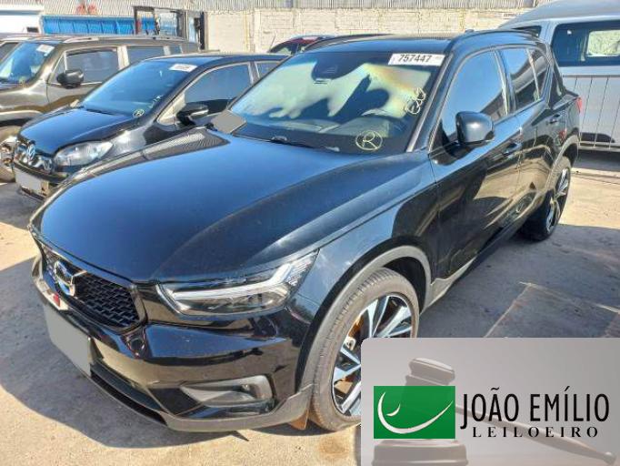 VOLVO XC40 19/20