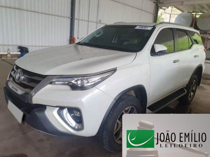 TOYOTA HILUX SW4 20/20