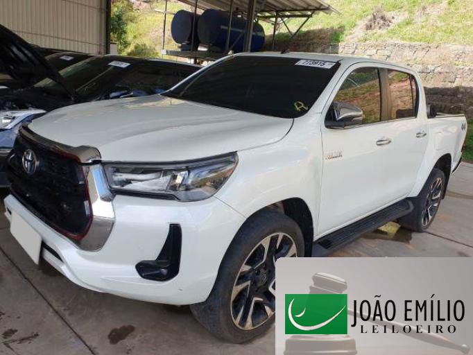 TOYOTA HILUX CD 21/21