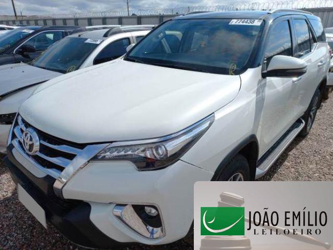 TOYOTA HILUX SW4 18/19 