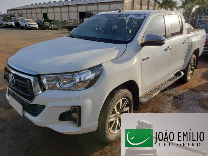 TOYOTA HILUX CD 20/20