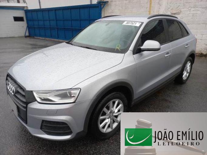 AUDI Q3 17/18