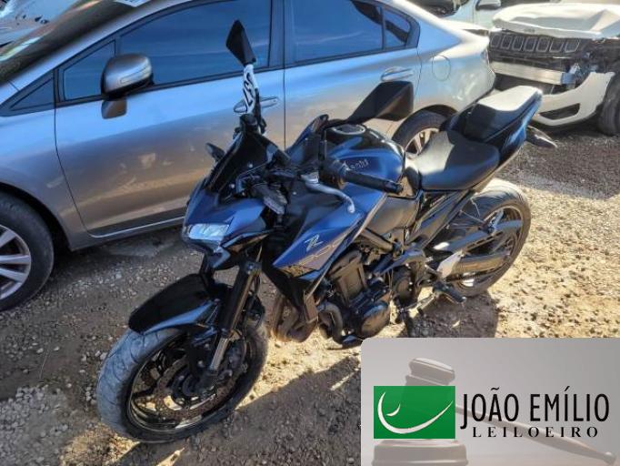 KAWASAKI Z 900 22/22