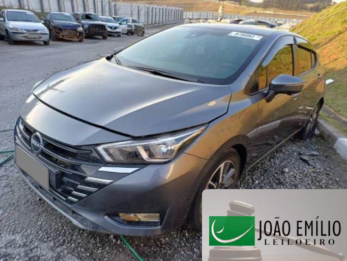 NISSAN VERSA 23/24