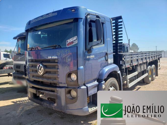 VOLKSWAGEN CONSTELLATION 11/11