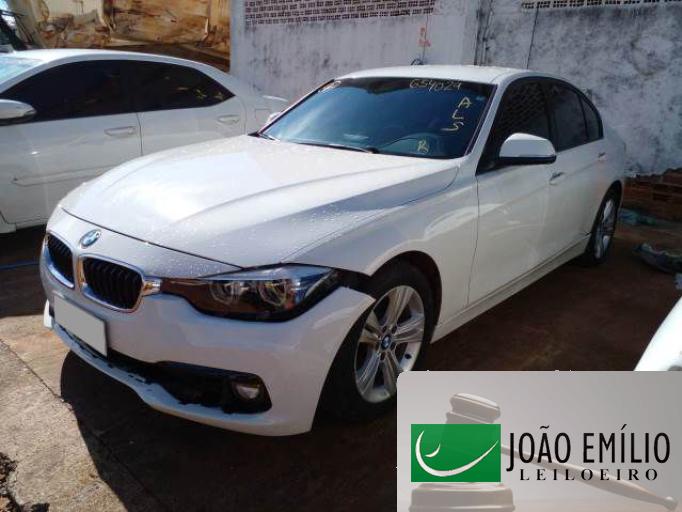 BMW 320i 18/18
