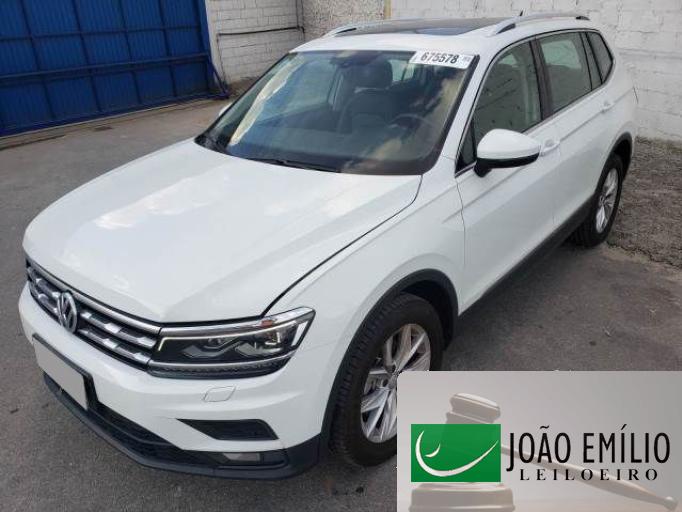 VOLKSWAGEN TIGUAN 20/20