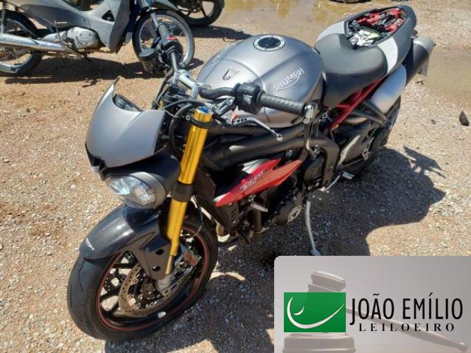 TRIUMPH SPEED TRIPLE 16/17