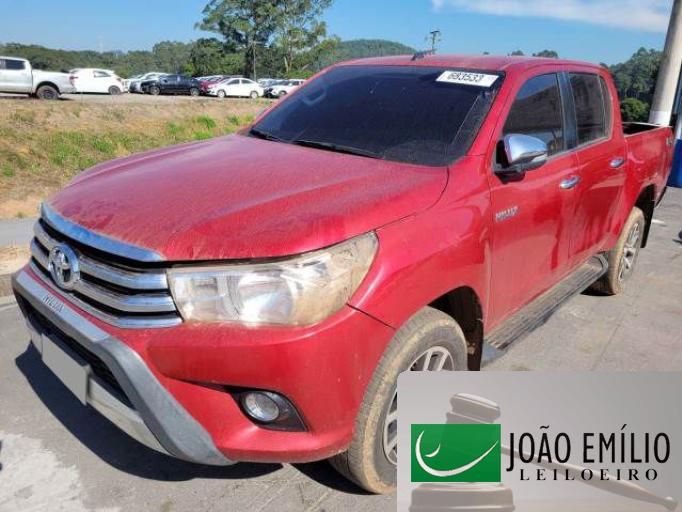 TOYOTA  HILUX CD 16/17